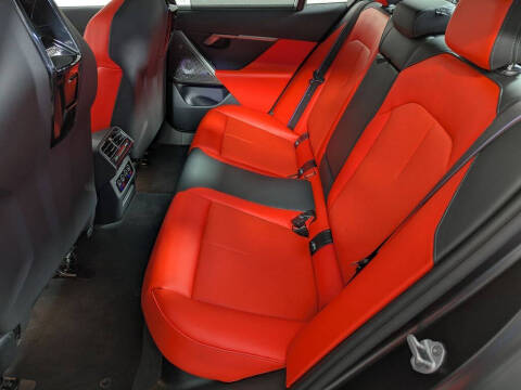 2025 BMW M5
