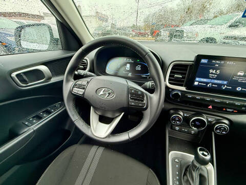 2024 Hyundai Venue SEL