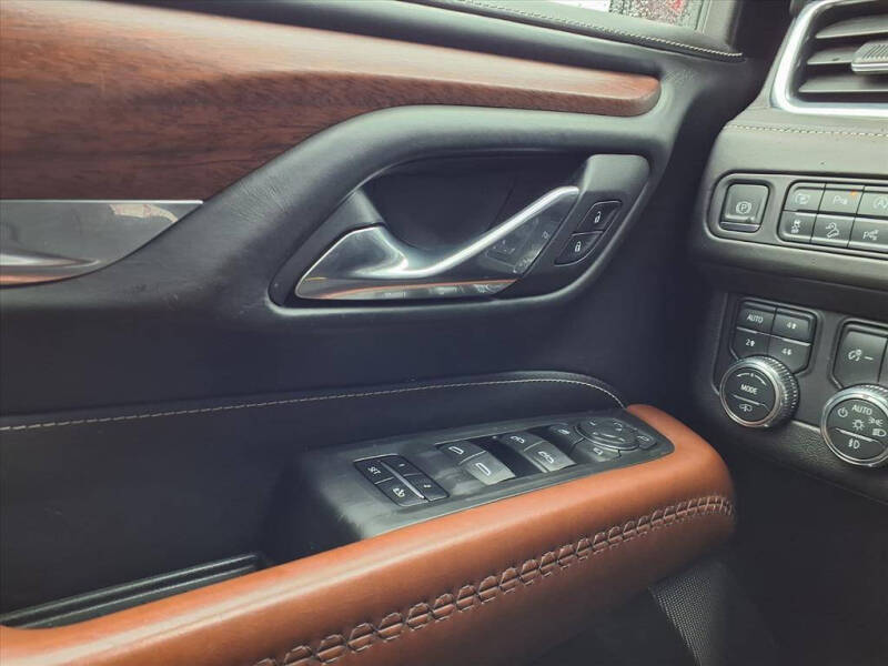 2023 GMC Yukon XL Denali Ultimate