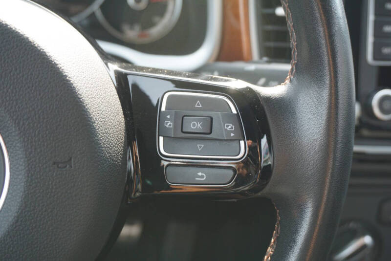 2013 Volkswagen Beetle Turbo PZEV Fender Edition