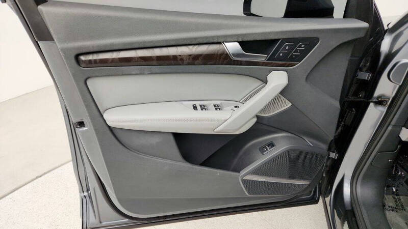 2019 Audi Q5 quattro Premium Plus 45 TFSI