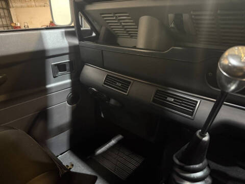 1990 Land Rover Defender