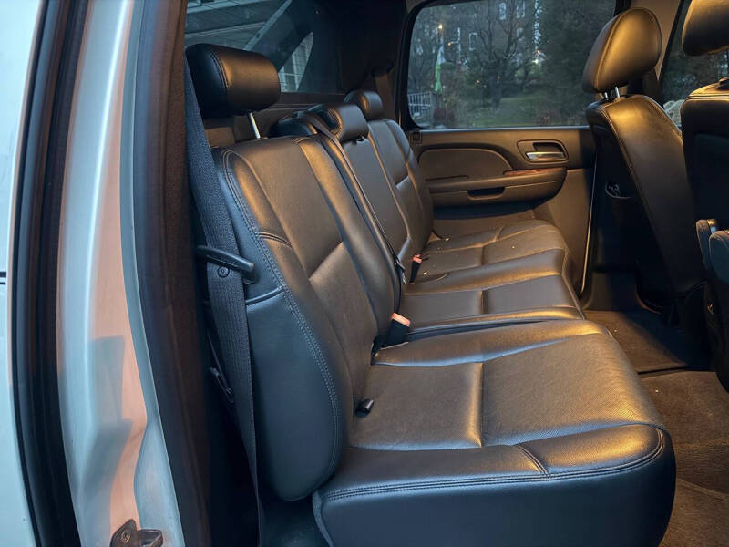 2010 Chevrolet Avalanche LTZ