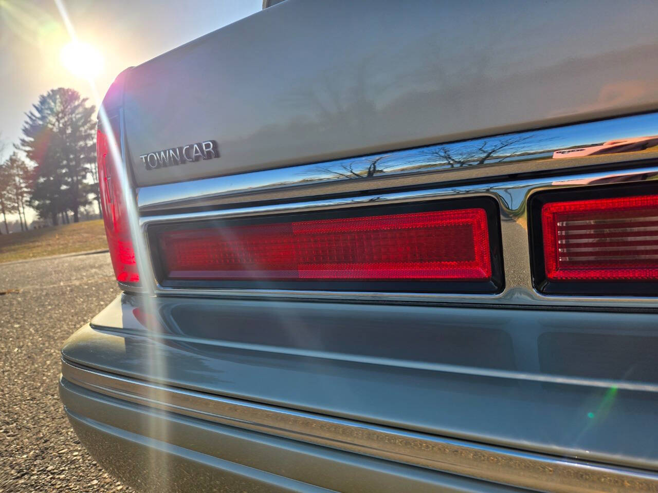 1997 Lincoln Town Car 37