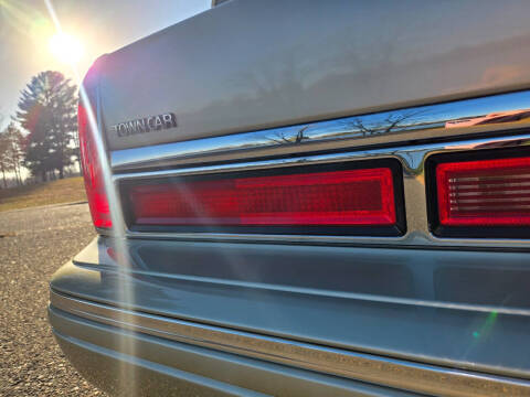 1997 Lincoln Town Car Executive