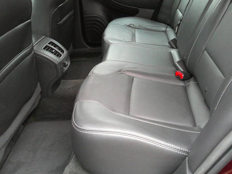 2011 Ford Taurus SEL