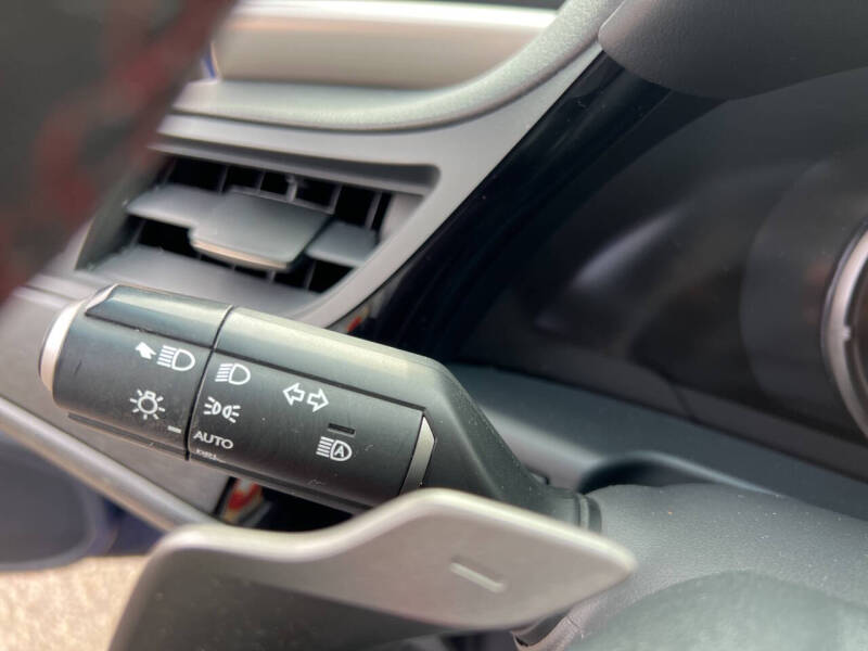 2023 Lexus ES 350 F SPORT Handling