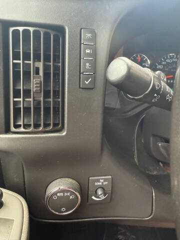 2021 Chevrolet Express 2500