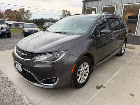 2020 Chrysler Pacifica Touring L