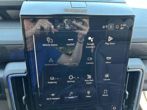 2025 GMC Yukon Elevation