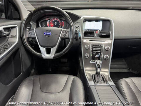 2016 Volvo XC60 T5 Drive-E Premier