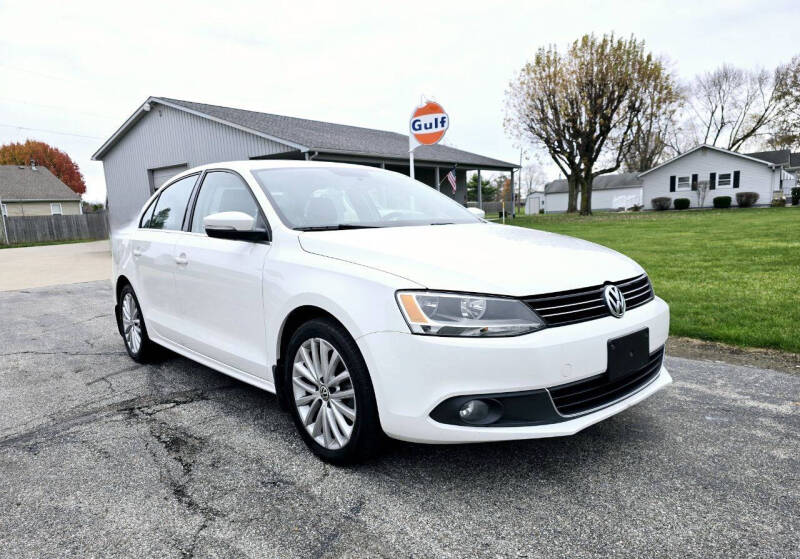 2014 Volkswagen Jetta for sale at CALDERONE CAR & TRUCK in Whiteland IN