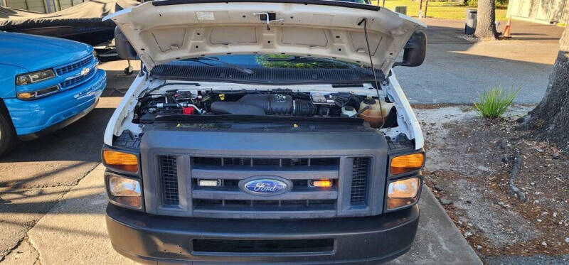 2013 Ford E-Series E-150