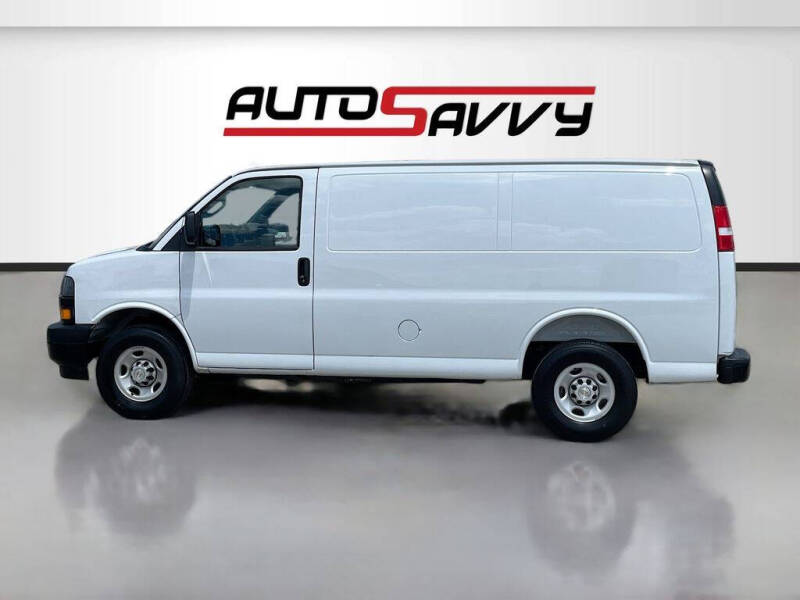 2025 Chevrolet Express 2500