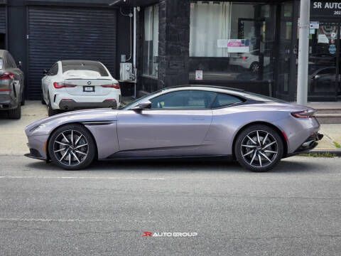 2017 Aston Martin DB11