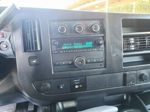 2017 Chevrolet Express 2500