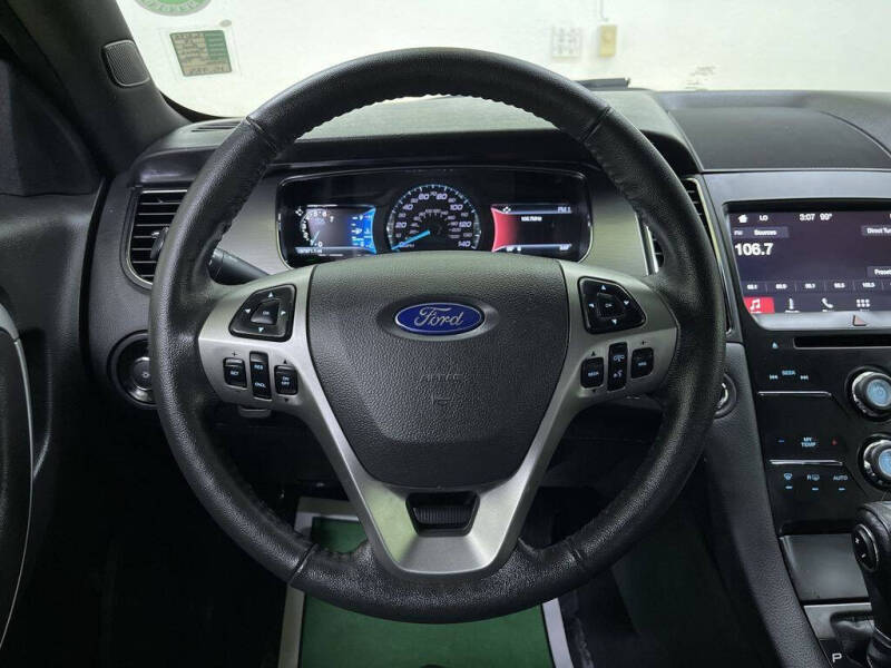 2019 Ford Taurus SEL