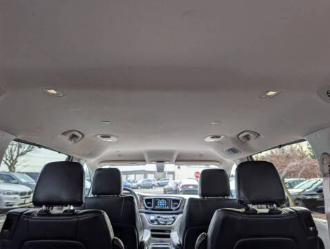 2018 Chrysler Pacifica Touring L