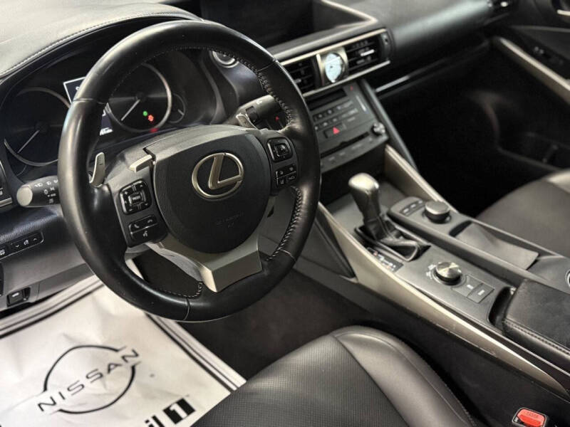 2020 Lexus IS 300