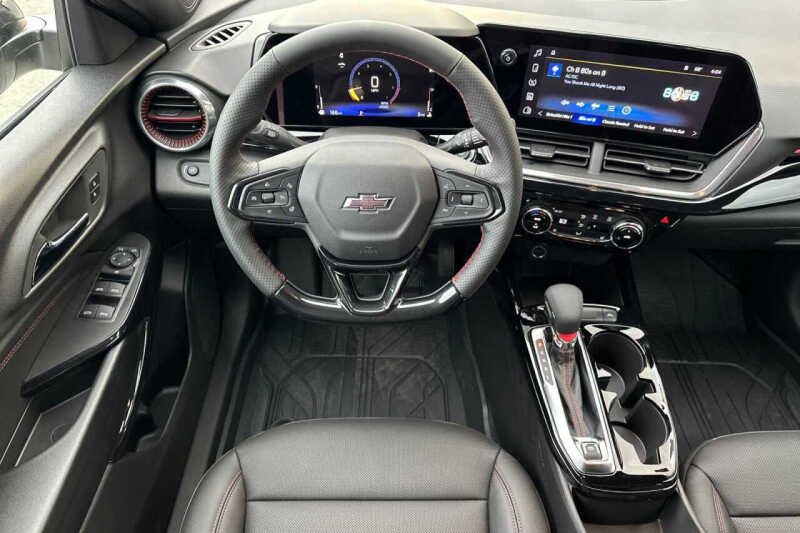 2026 Chevrolet Trax RS