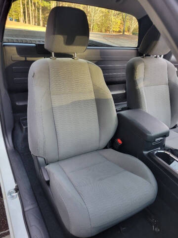 2017 Toyota Tacoma SR