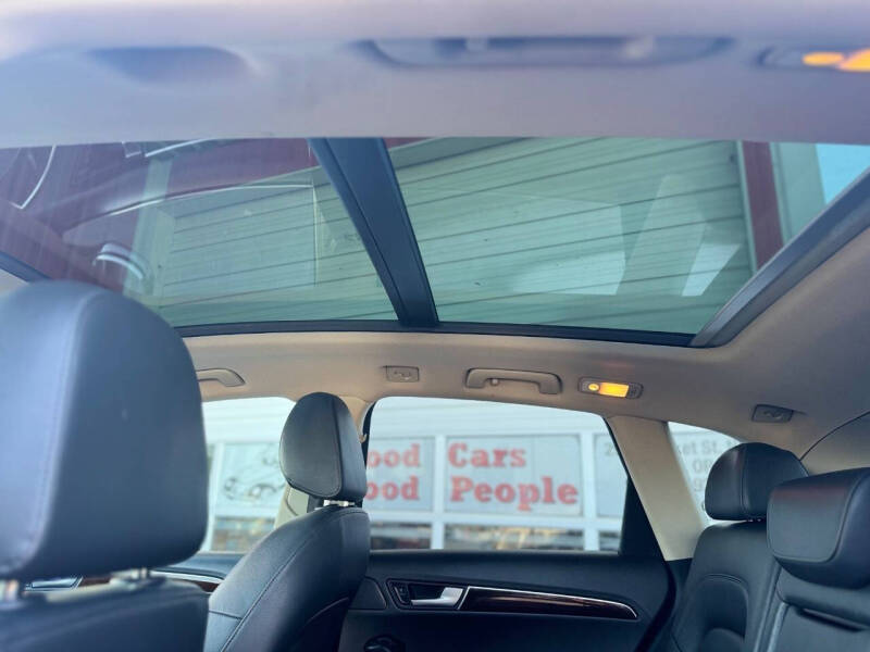 2012 Audi Q5 3.2 quattro Premium Plus