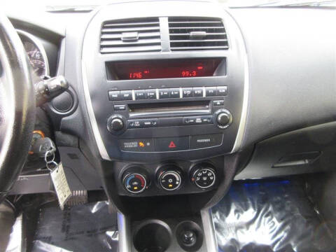 2013 Mitsubishi Outlander Sport ES