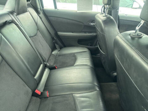 2013 Chrysler 200 Limited