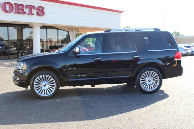2017 Lincoln Navigator Select