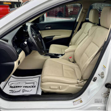 2013 Acura ILX 2.0L w/Tech