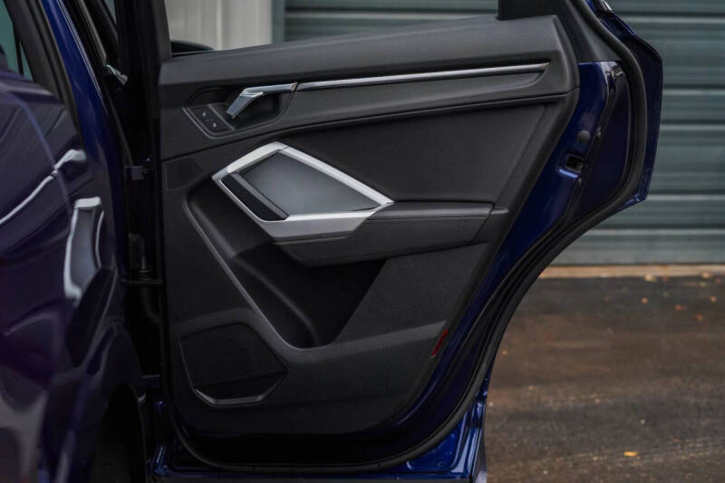 2022 Audi Q3 quattro S line Premium 45 TFSI