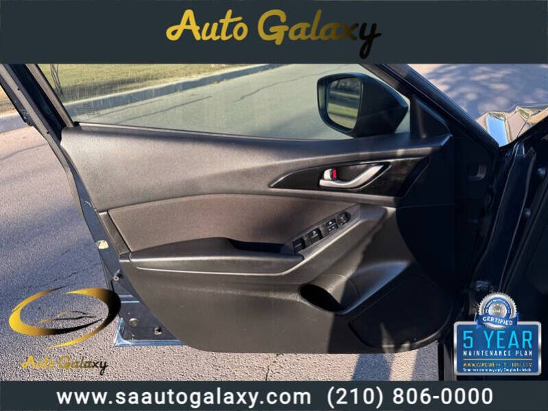 2016 Mazda MAZDA3 i Sport