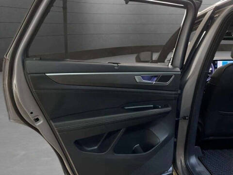 2025 Volkswagen Atlas Cross Sport SE 4Motion