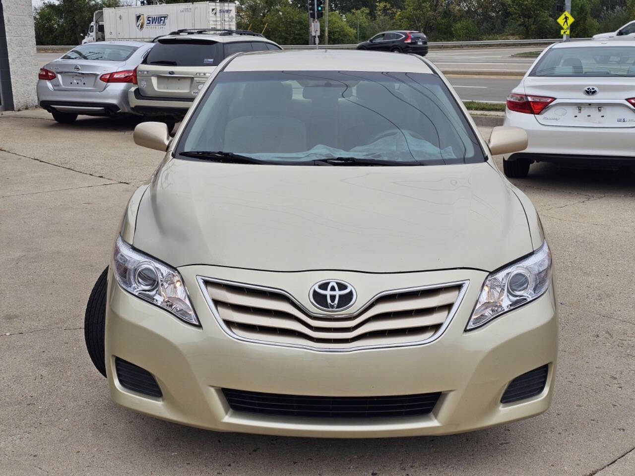 2010 Toyota Camry for sale at Quantum Auto Co in Plainfield, IL