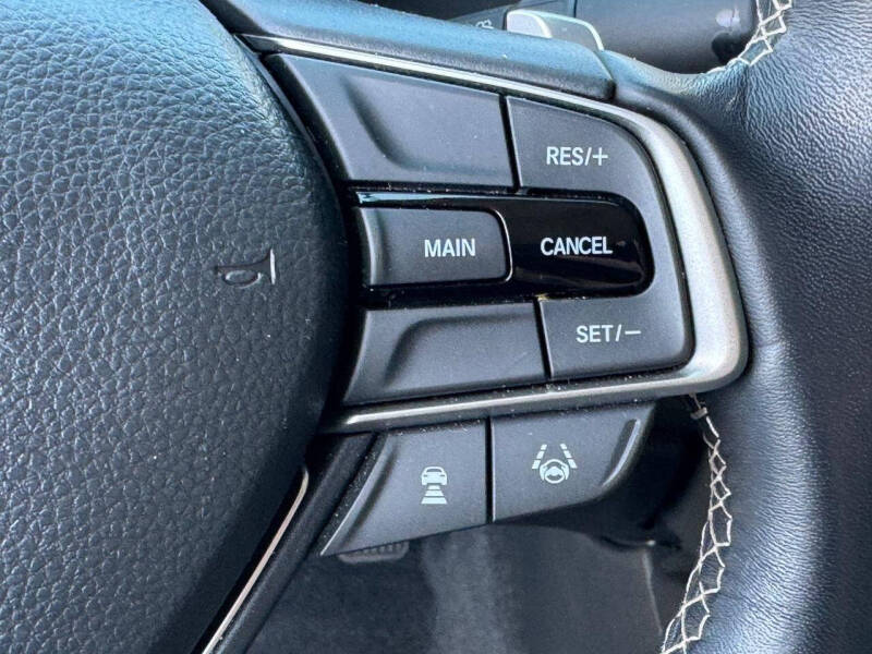 2022 Honda Insight Touring