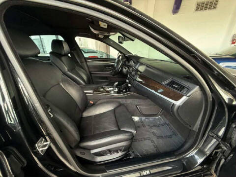 2012 BMW 5 Series 535i