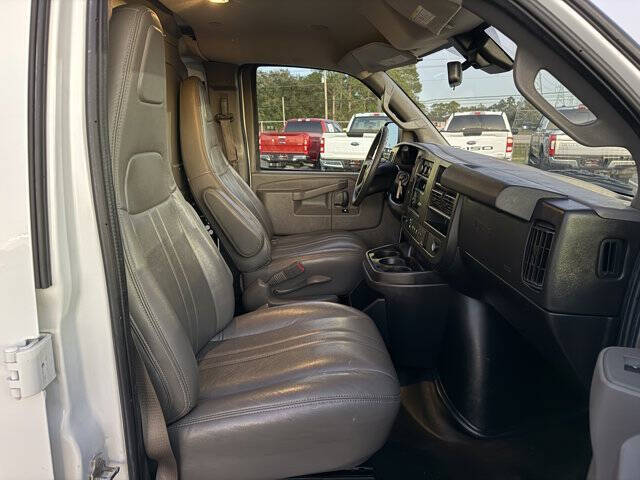 2021 Chevrolet Express 2500