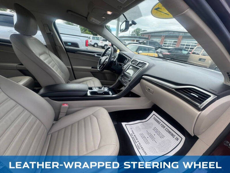 2017 Ford Fusion SE