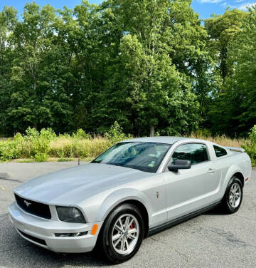 2005 Ford Mustang for sale at ONE NATION AUTO SALE LLC in Fredericksburg VA