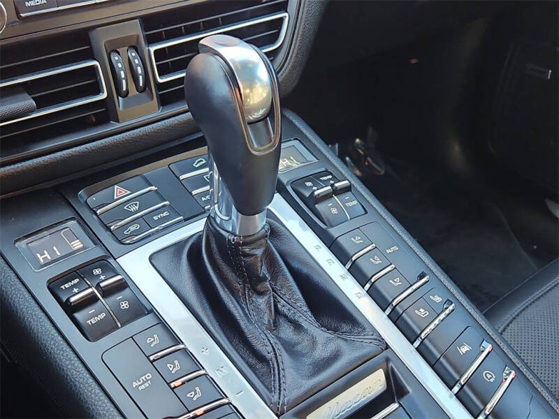 2020 Porsche Macan S