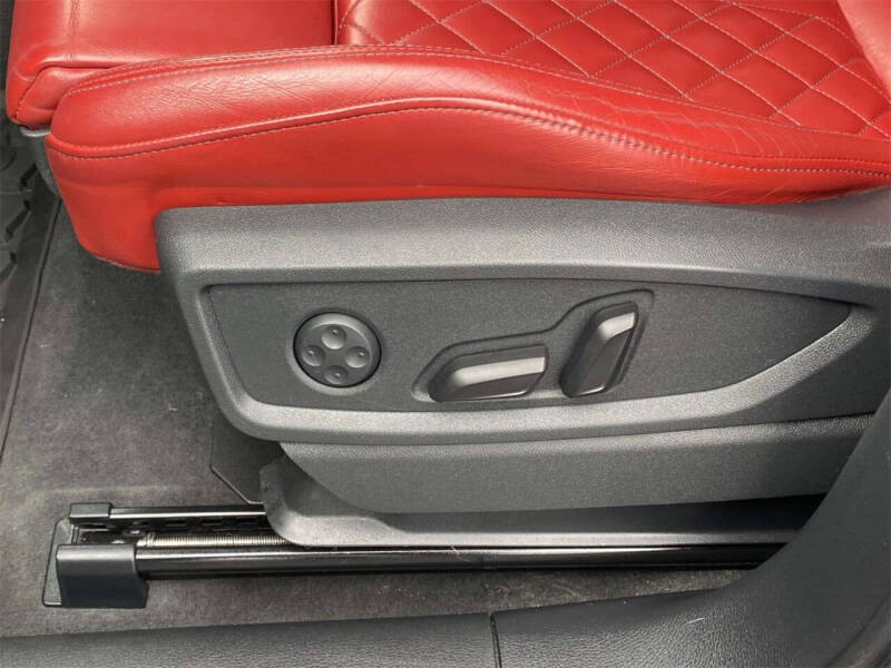 2019 Audi SQ5 3.0T quattro Premium Plus