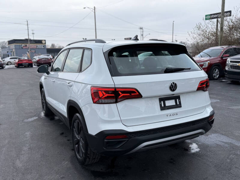 2024 Volkswagen Taos S