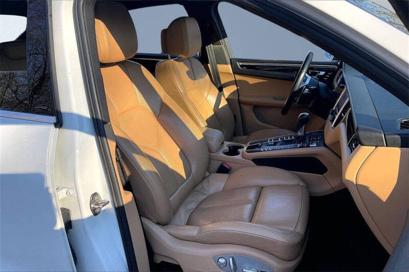 2017 Porsche Macan S