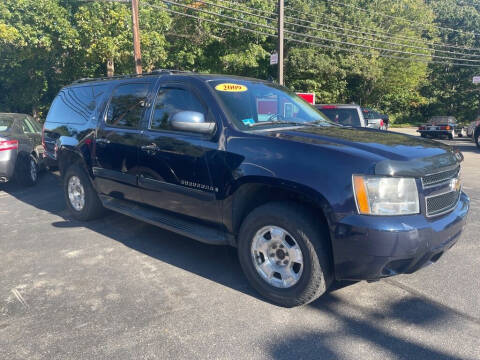 2009 Chevrolet Suburban for sale at KINGSTON AUTO SALES in Wakefield RI