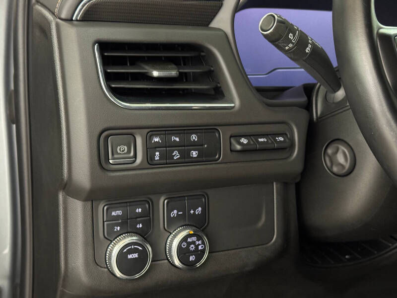 2023 GMC Yukon XL AT4