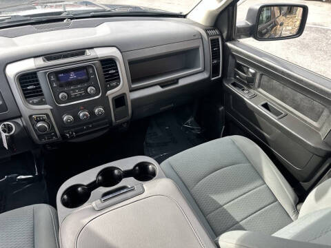 2017 RAM 1500 Express