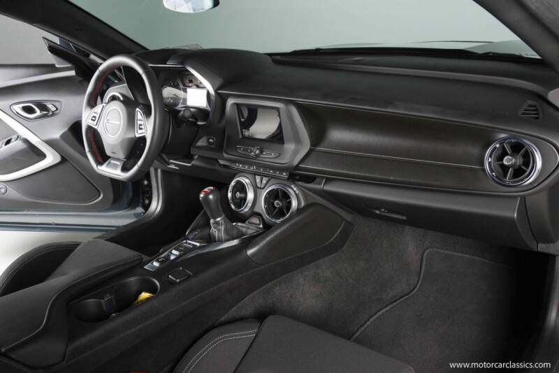 2021 Chevrolet Camaro LT1