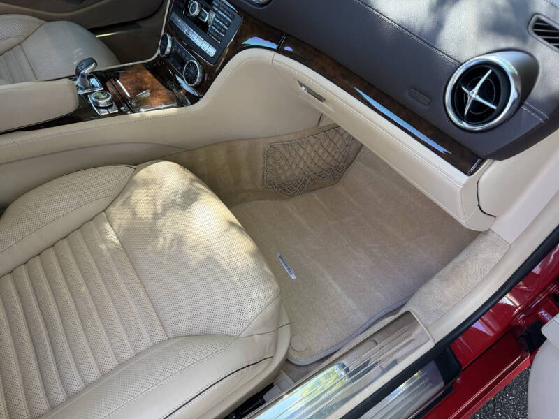 2013 Mercedes-Benz SL-Class SL 550