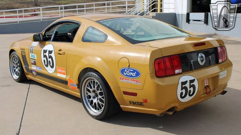 2005 Ford Mustang