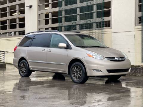 2006 Toyota Sienna for sale at LANCASTER AUTO GROUP in Portland OR